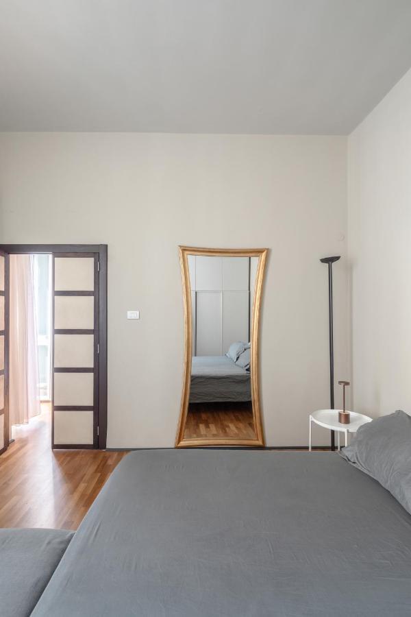 Fontanella Borghese Elegant & Beautiful Apartment Rome Luaran gambar