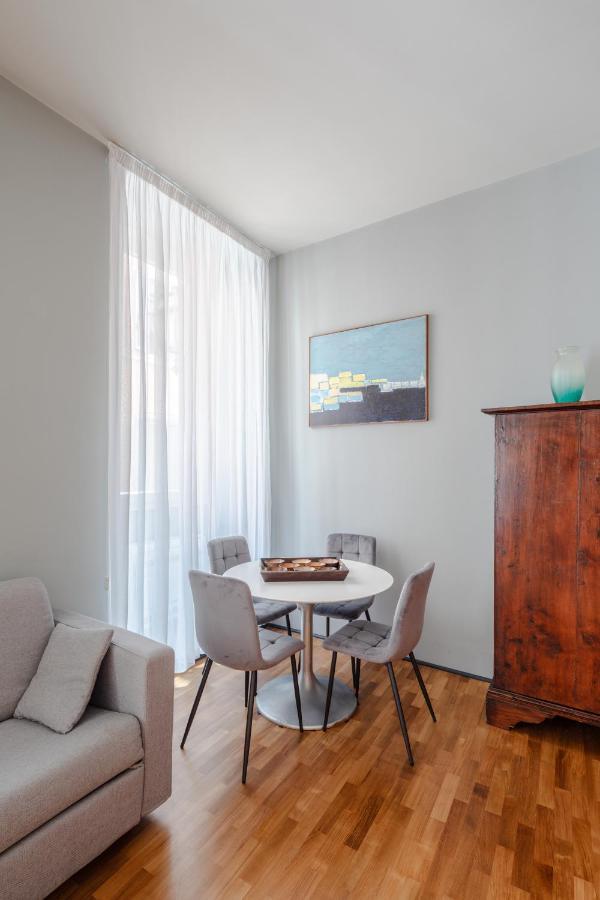 Fontanella Borghese Elegant & Beautiful Apartment Rome Luaran gambar